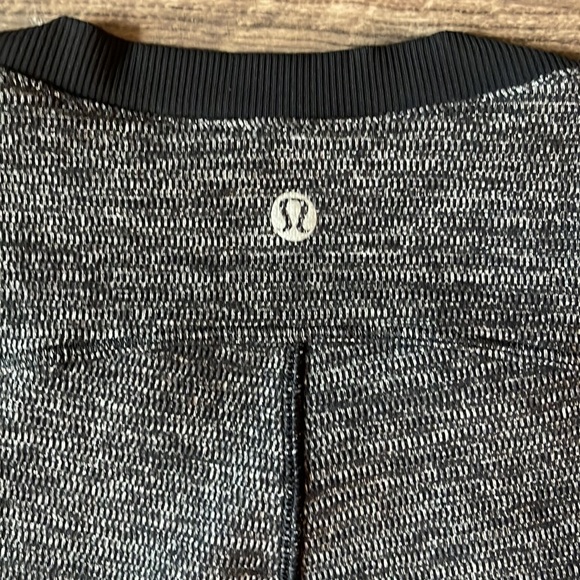 LuluLemon Long Sleeve Shirt - Picture 3 of 3